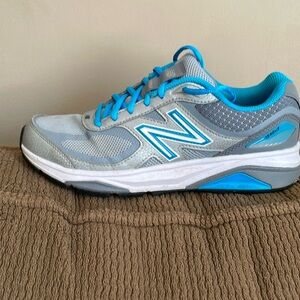 New Balance Gray and Teal Athletic Shoes 1540v3